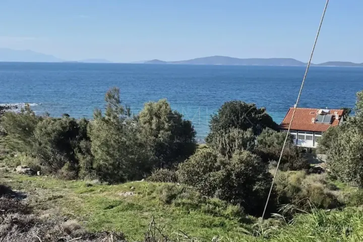 ÇEŞME ŞİFNE DENİZE 50 MT SATILIK 3 PARSEL