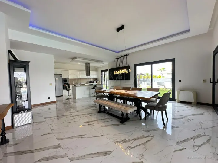 MAMURBABA TEK KAT 5+1 VİLLA