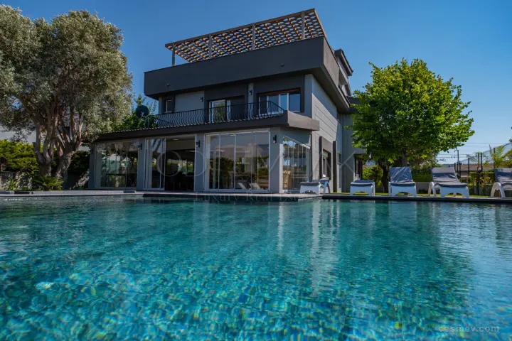 Mamurbaba 5+1 Villa